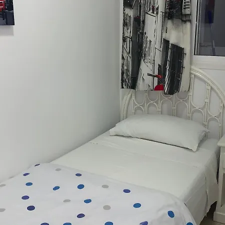 Private Single In Los Cristianos Playa 홈스테이 아로나
