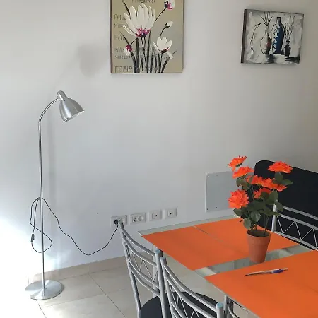 Private Single In Los Cristianos Playa Homestay szállás